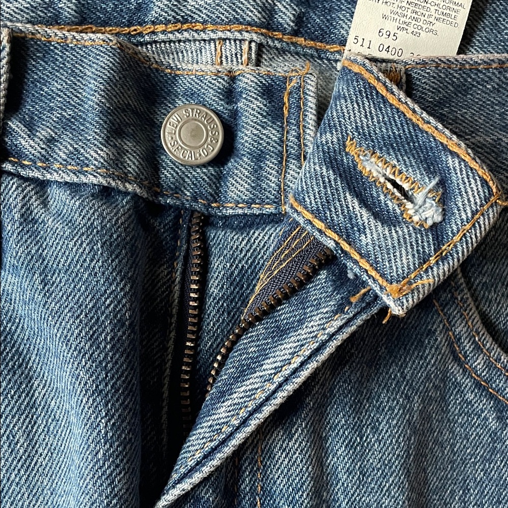 Women’s 505 Levi's Slim Fit Straight Leg Blue Jeans - Picture 5 of 10